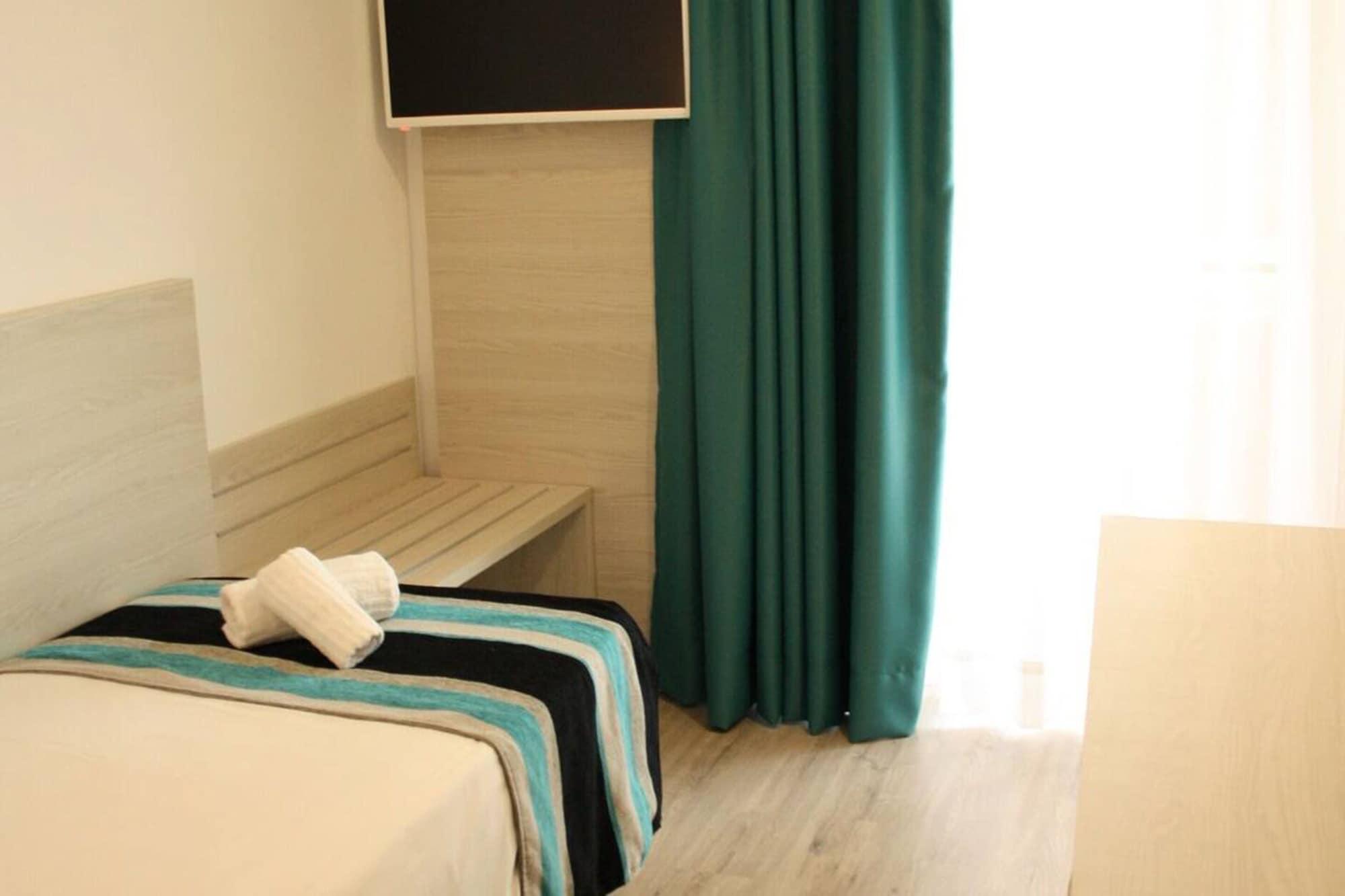 Welikehotel Fenix Hotel 4*